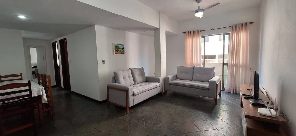 Apartamento de 1 Quarto a 200 Metros da Prainha — Sol da Manhã e Varanda
