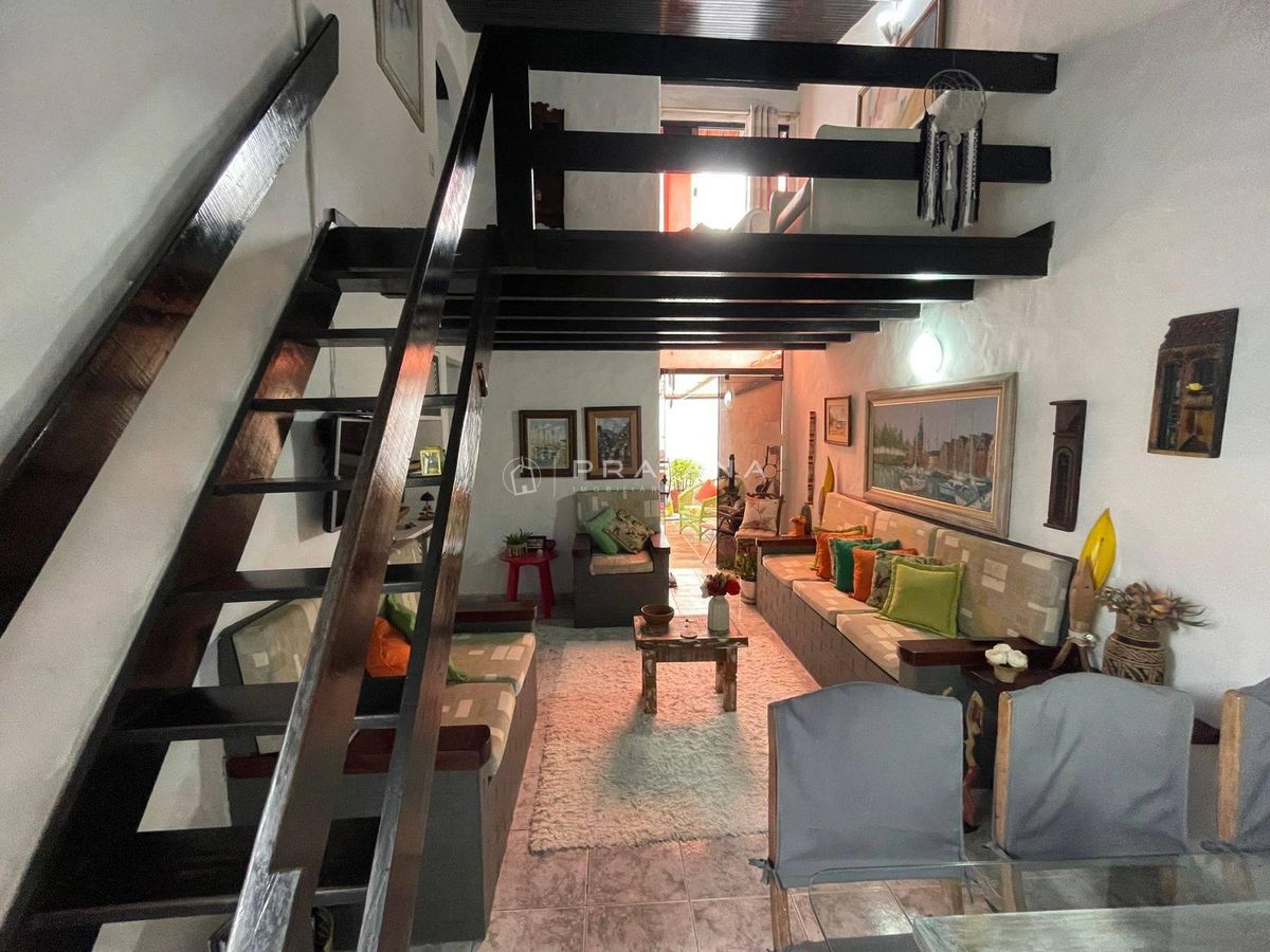 CASA COM 03 DORMITÓRIOS NA PRAIA DOS ANJOS - foto 1